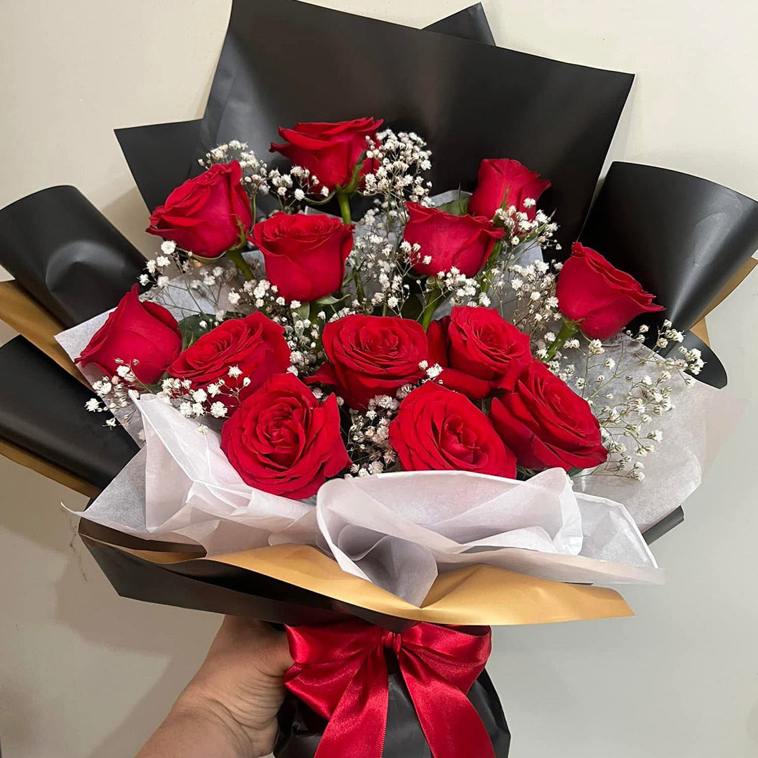 Ramo de 12 Rosas Elegante