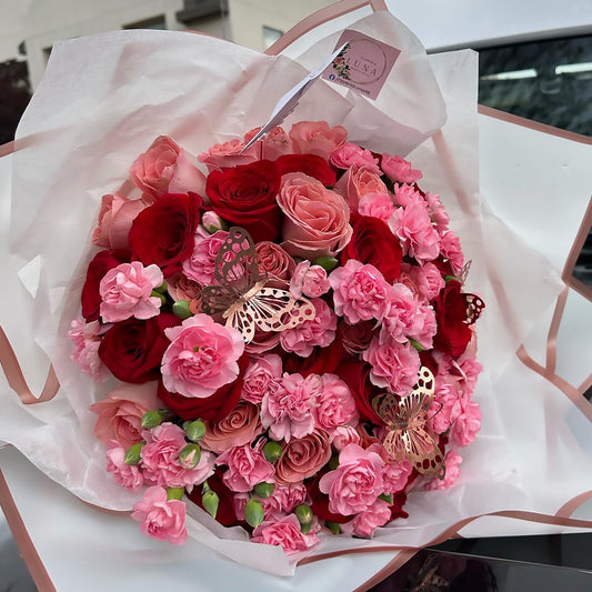 Ramo 50 Rosas Combinadas