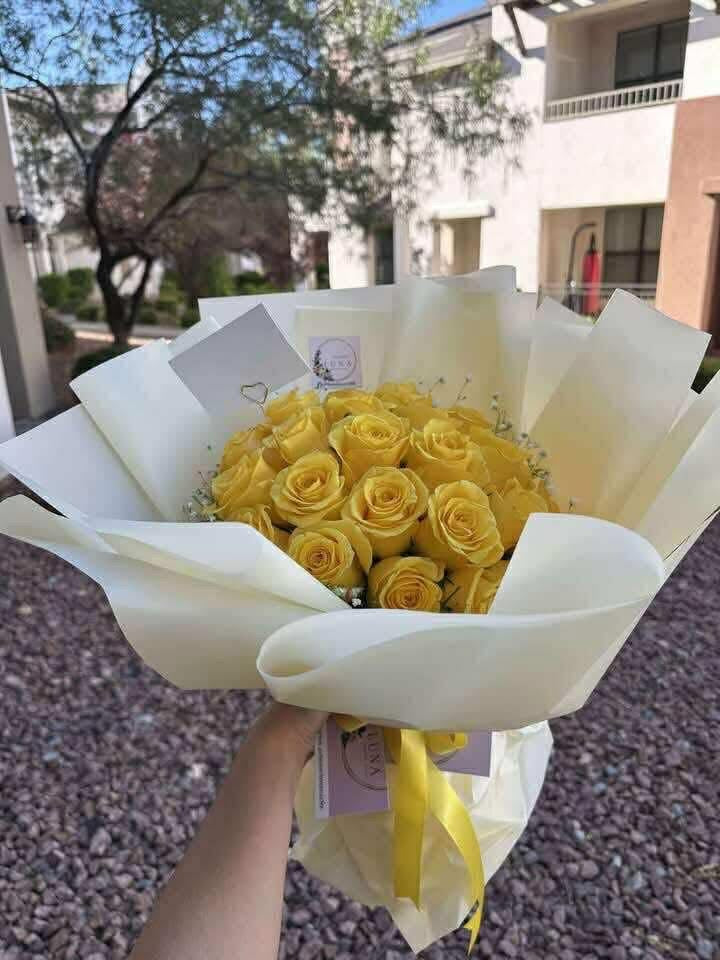 24 Rosas amarillas