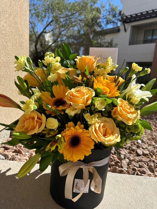 Arreglo Floral Mixto en Cilindro