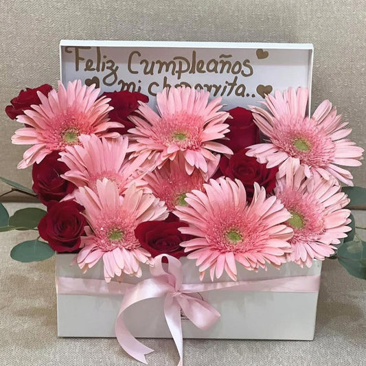 Rosas y Gerberas en Caja
