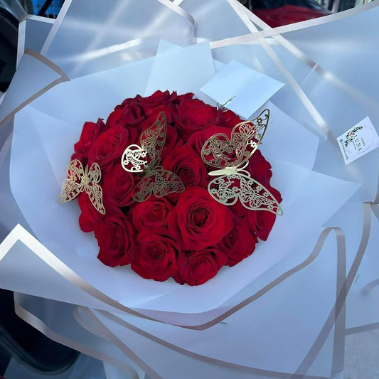 Ramo de 24 Rosas con Mariposas